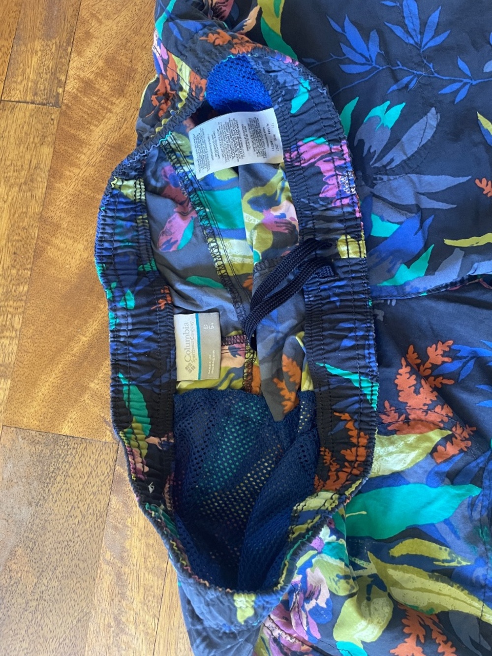Sandy River II Printed Shorts - Women's small 5” inseam - Picture 5 of 5